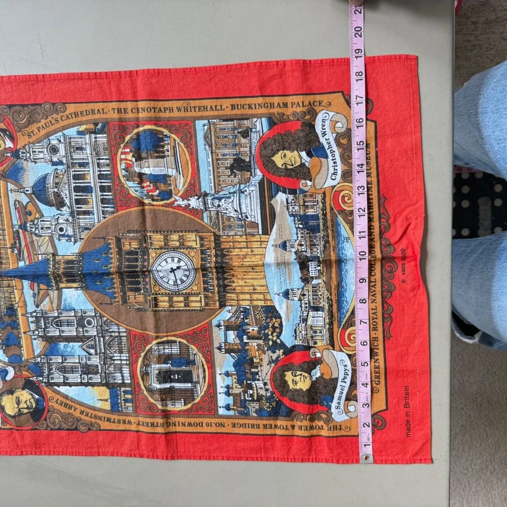 Vintage London Tea Towel Red‎ Landmarks Souvenir Made in Britain Tourist Kitchen